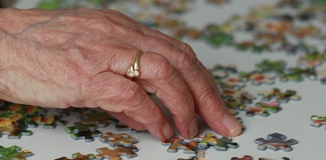 Assistenza anziani con demenza, come aiutarli?