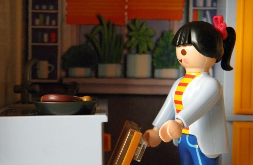playmobil 199904 1280 e1662066822623 Obblighi badante
